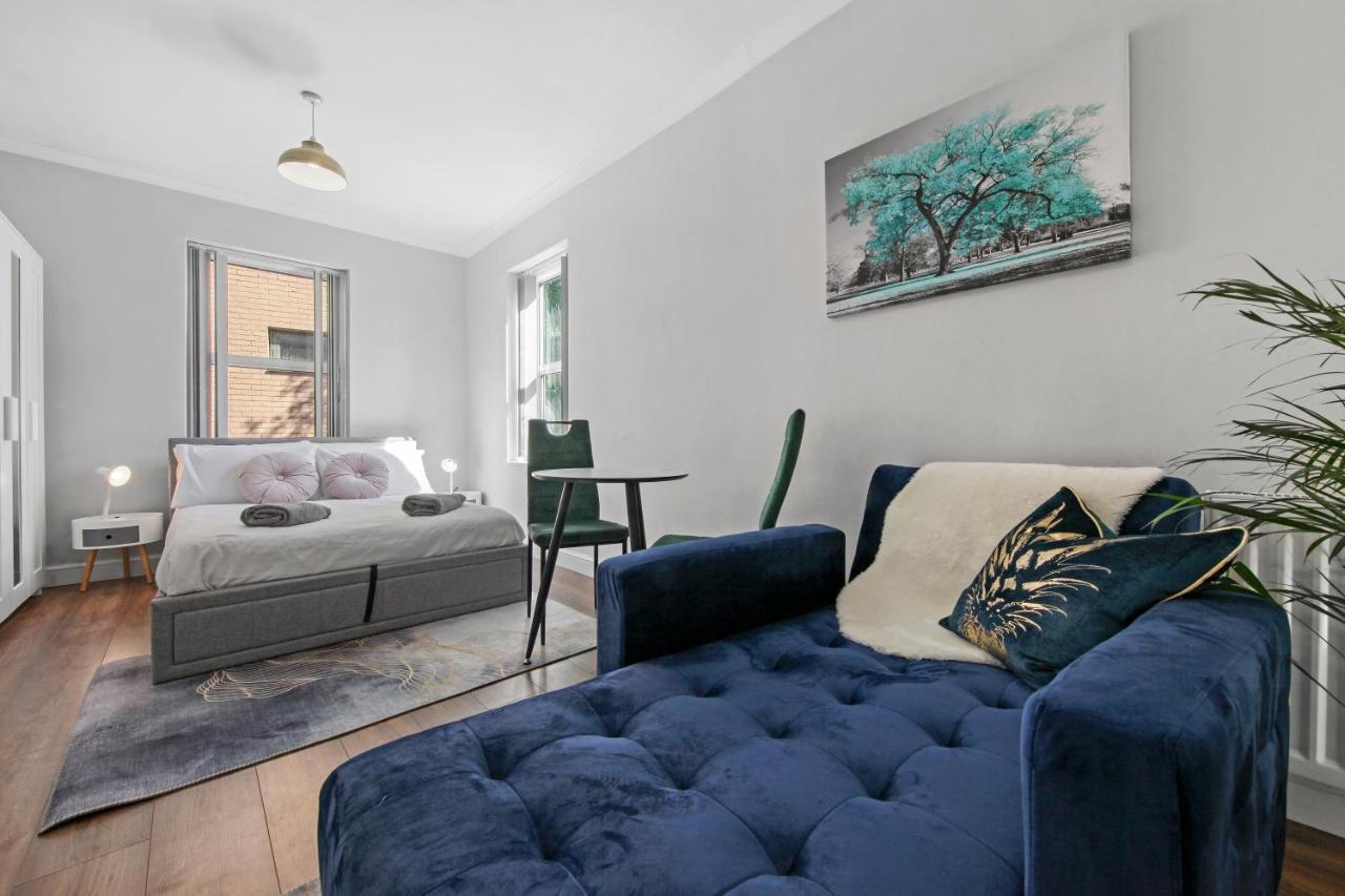 Stunning Studio Flat With Free On-Street Parking! Plumstead (Greater London) Exterior foto