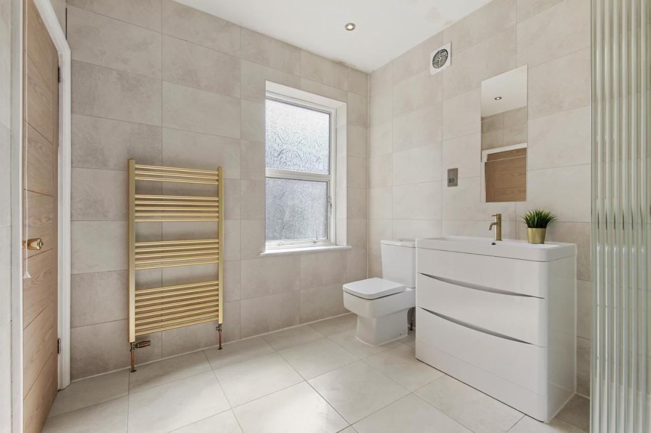 Stunning Studio Flat With Free On-Street Parking! Plumstead (Greater London) Exterior foto