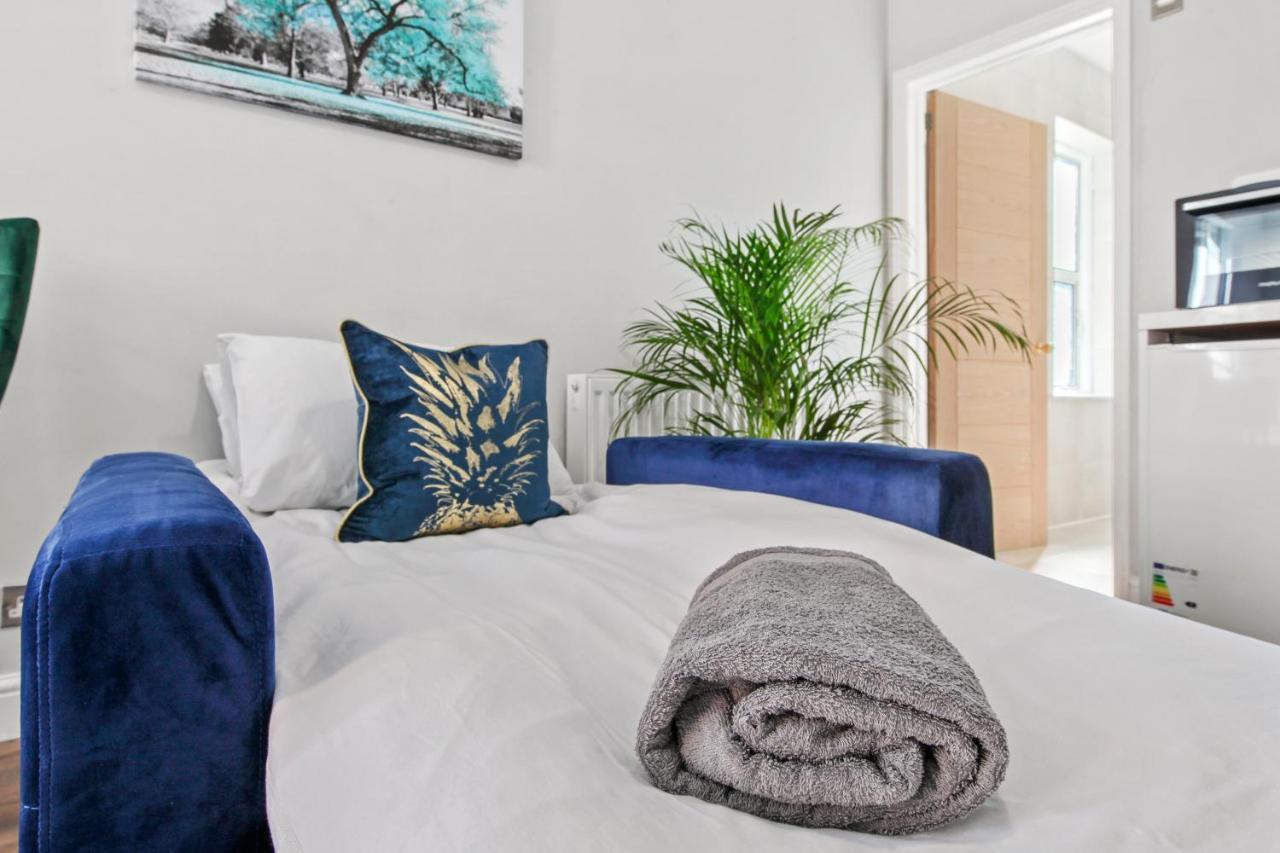 Stunning Studio Flat With Free On-Street Parking! Plumstead (Greater London) Exterior foto